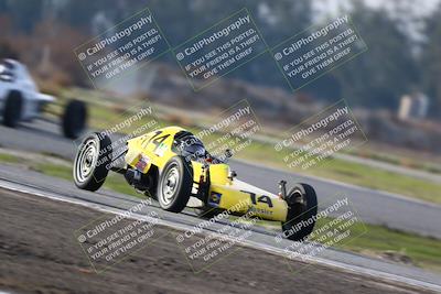 media/Jan-13-2024-CalClub SCCA (Sat) [[179f4822a7]]/Group 5/Sunset (Race)/